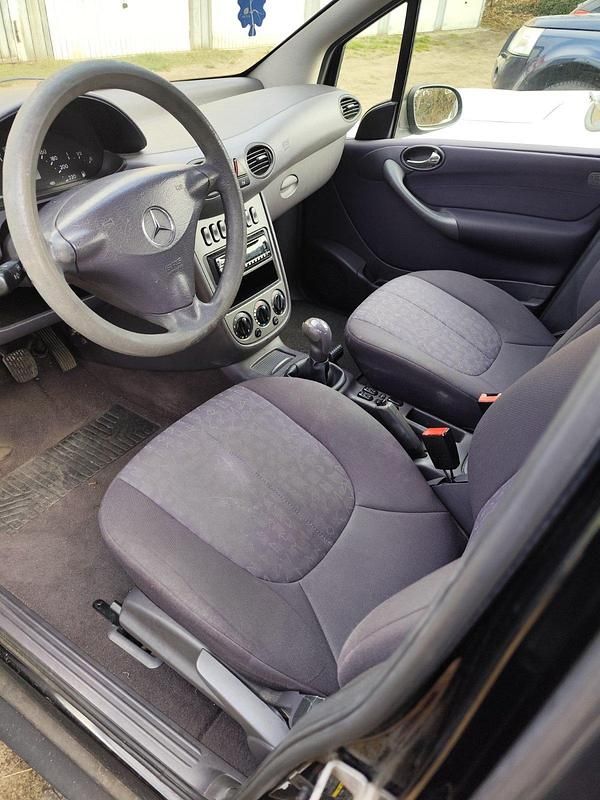 Gebraucht Mercedes A140 82 PS (60 kW) 2003 Schwarz Kleinwagen