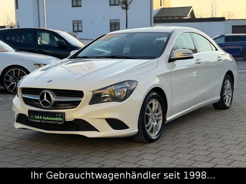Gebraucht Mercedes CLA180 Edition 122 PS (89 kW) 2013 Weiß Limousine