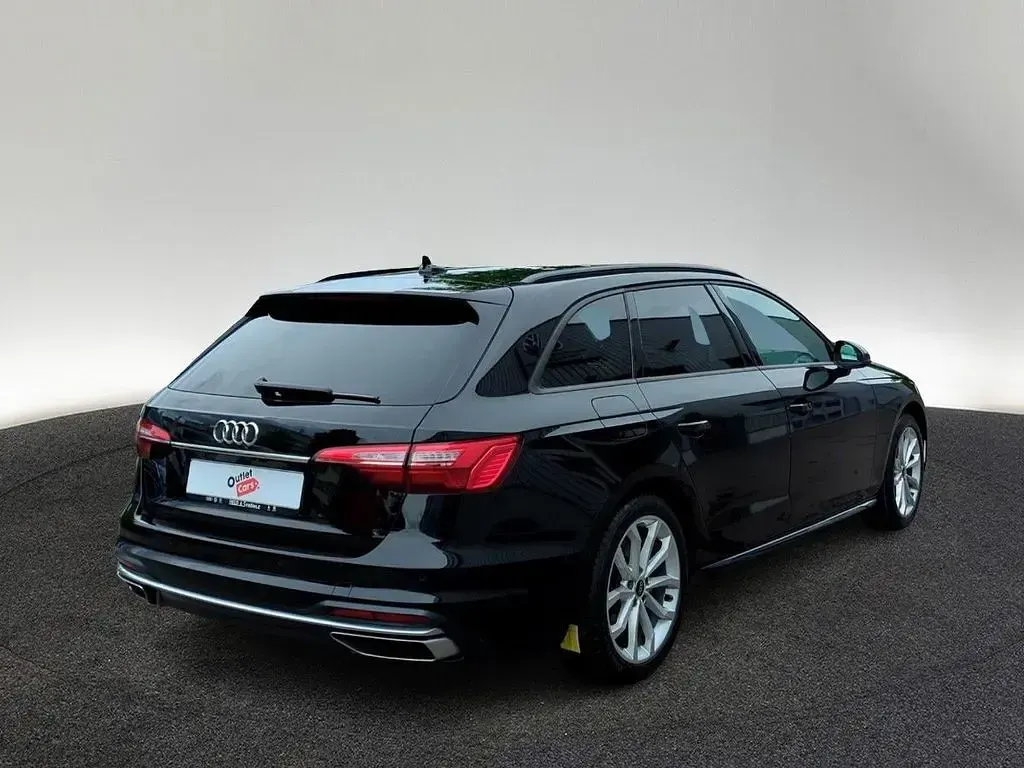 Gebraucht Audi A4 Advanced Plus 150 PS (110 kW) 2023 Brillantschwarz Kombi