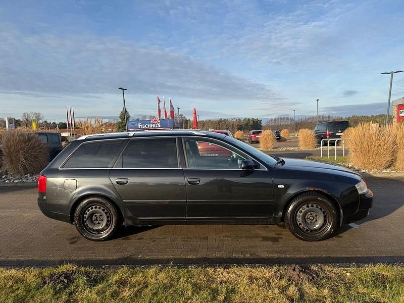 Gebraucht Audi A6 163 PS (119 kW) 2004 Schwarz Kombi
