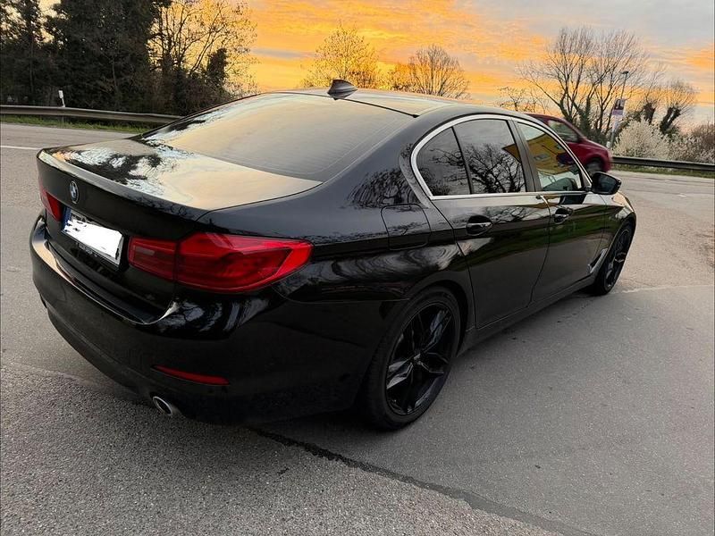 Gebraucht BMW 520 Efficient Dynamics 190 PS (139 kW) 2018 Schwarz Limousine