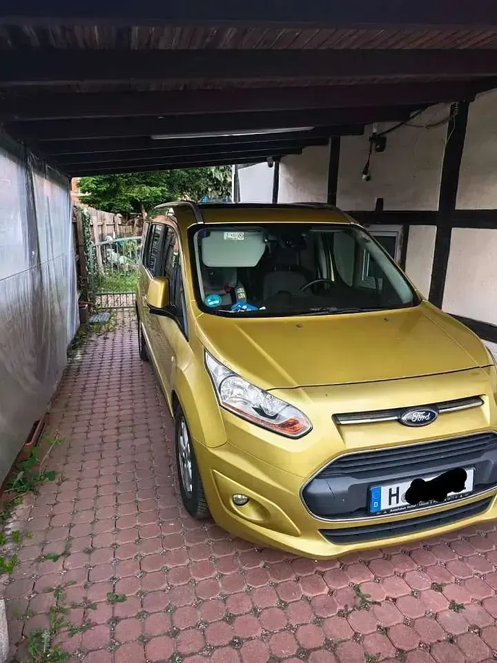 Gebraucht Ford Tourneo Titanium 116 PS (85 kW) 2015 Gelb Kombi