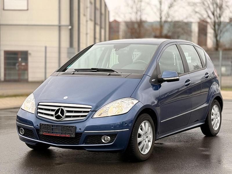 Gebraucht Mercedes A160 Avantgarde 95 PS (69 kW) 2009 Blau Limousine