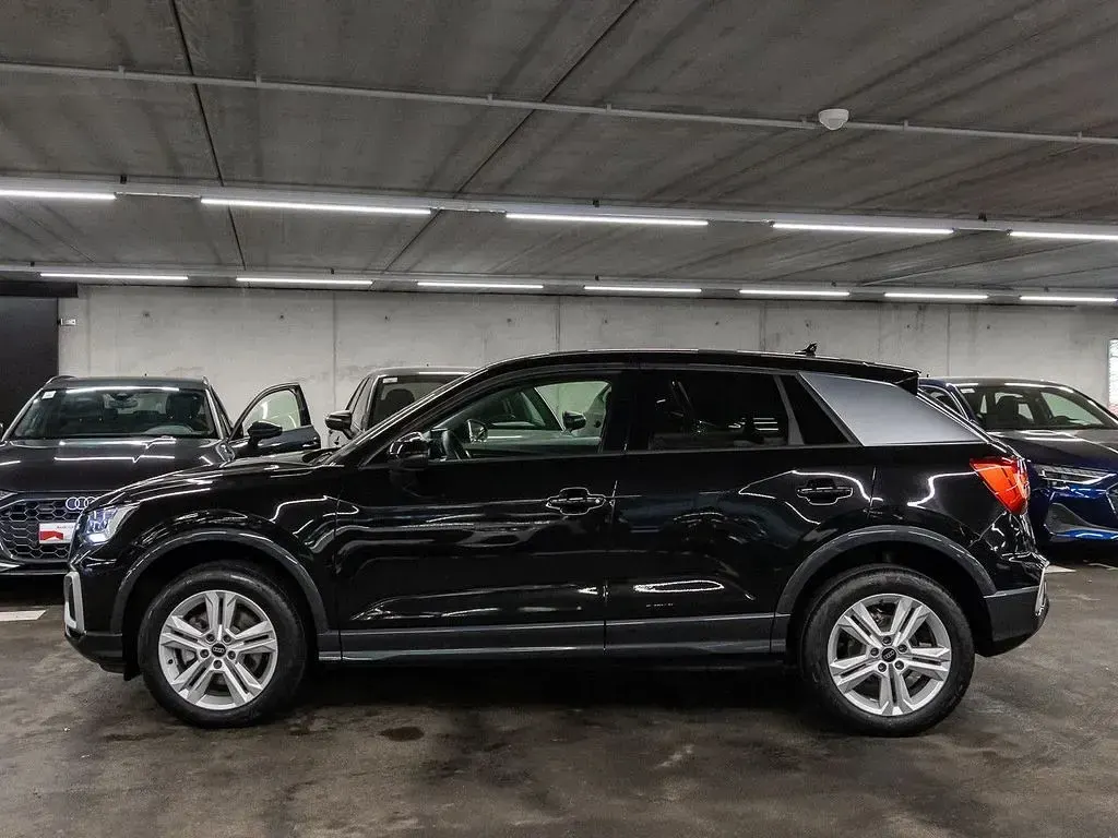 Second-hand Audi Q2 Advanced Plus 150 CP (110 kW) 2025 Negru SUV