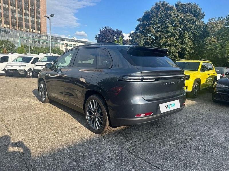 Neu Leapmotor C10 160 kW (218 PS) 2025 Grau SUV