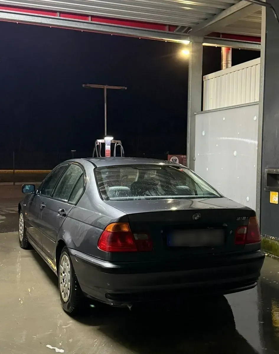 Gebraucht BMW 318 118 PS (86 kW) 1999 Grau Limousine