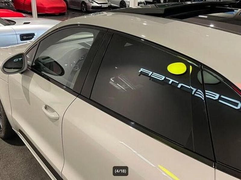 Gebraucht Porsche Macan Turbo 381 PS (280 kW) 2021 Kreide SUV