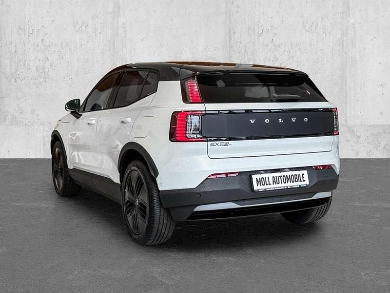 Neu Volvo EX30 CC Performance 314 kW (428 PS) 2025 Weiss SUV