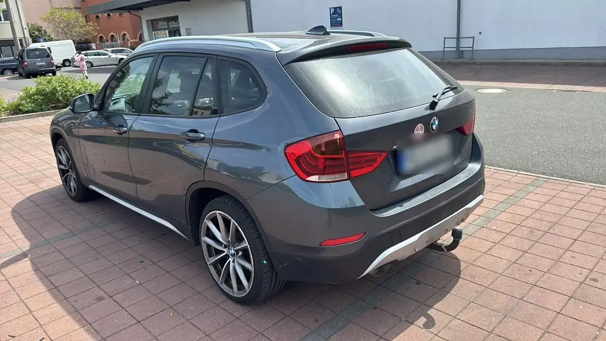 Second-hand BMW X1 184 CP (135 kW) 2014 Gri SUV
