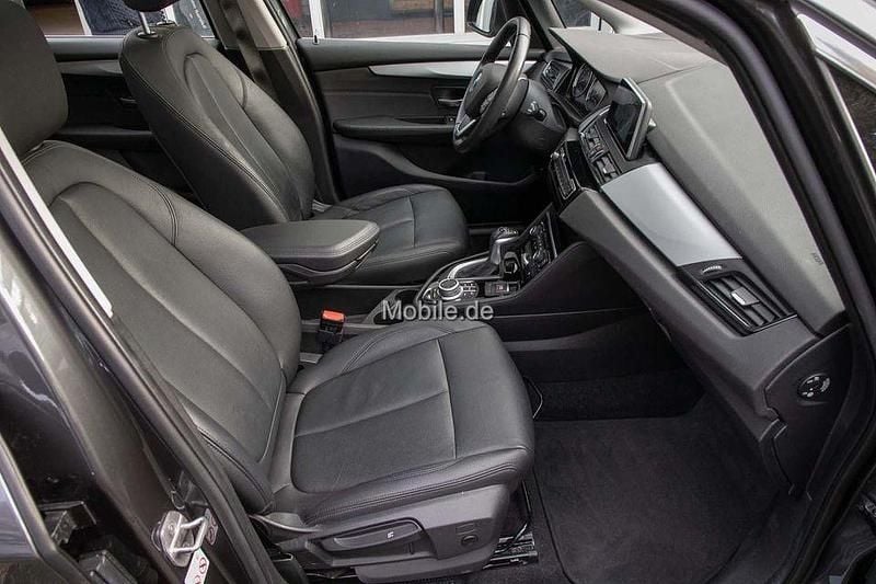 Gebraucht BMW 225 Active Tourer Advantage 220 PS (161 kW) 2021 Grau Van / Kleinbus