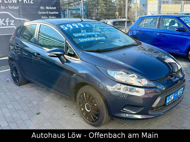 Gebraucht Ford Fiesta 82 PS (60 kW) 2010 Grau Kleinwagen