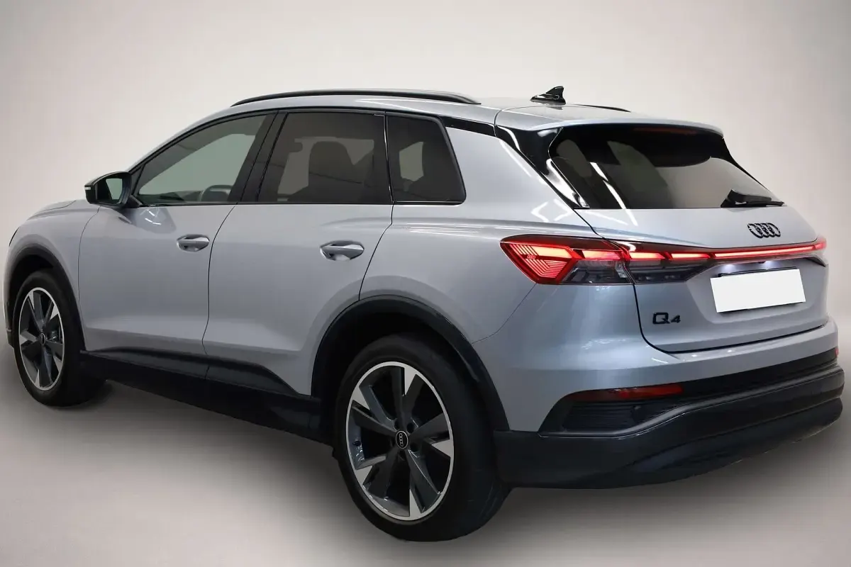 Gebraucht Audi Q4 e-tron Advanced 210 kW (286 PS) 2024 Florettsilber metallic SUV