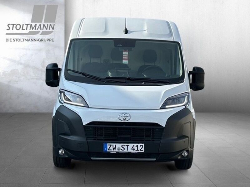 Gebraucht Toyota Proace 140 PS (102 kW) 2024 Weiß Van / Kleinbus