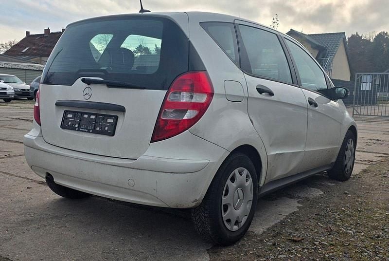 Gebraucht Mercedes A160 82 PS (60 kW) 2007 Weiß Limousine