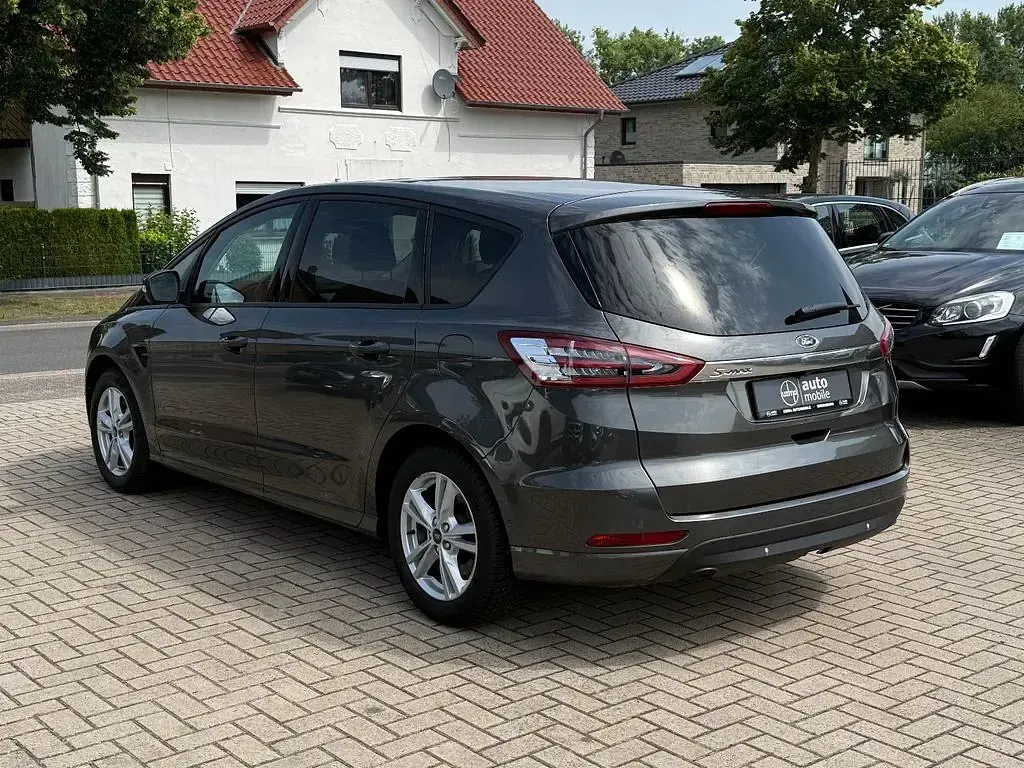 Gebraucht Ford S-MAX S 160 PS (117 kW) 2017 Grau Van / Kleinbus