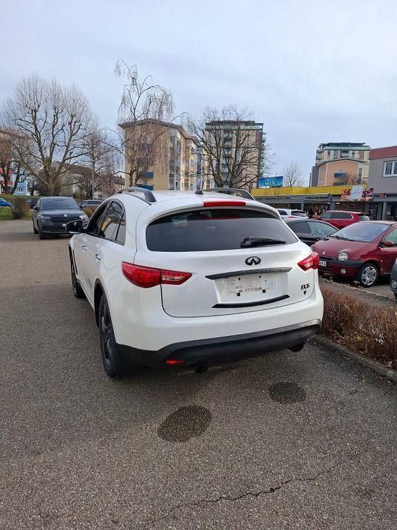 Gebraucht Infiniti Ex35 303 PS (222 kW) 2009 Weiß SUV