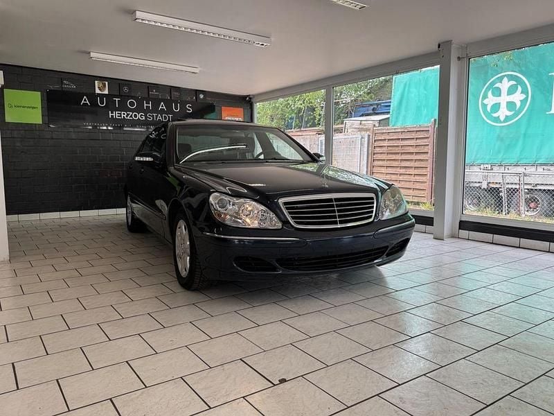 Gebraucht Mercedes S320 204 PS (150 kW) 2002 Schwarz Limousine