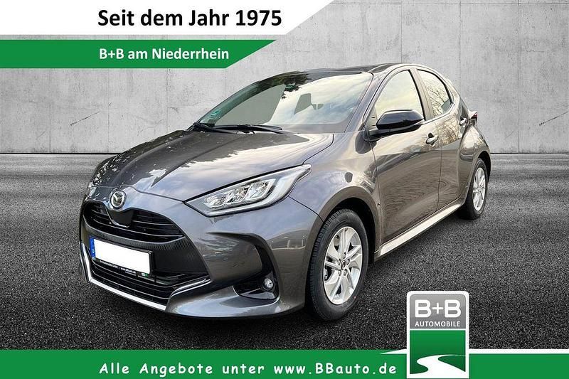 Grau Gebraucht 2023 Mazda 2 Comfort Kleinwagen | 19.490 € (Superpreis) - Bild 1/4