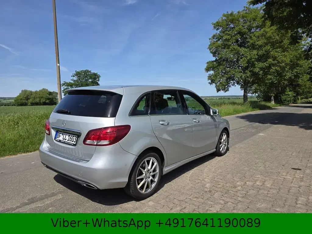 Gebraucht Mercedes B180 122 PS (89 kW) 2015 Silber Van / Kleinbus