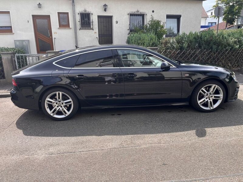 Schwarz Gebraucht 2013 Audi A7 Sportback Sport Kleinwagen | 16.900 € (Fairer Preis) - Bild 1/4