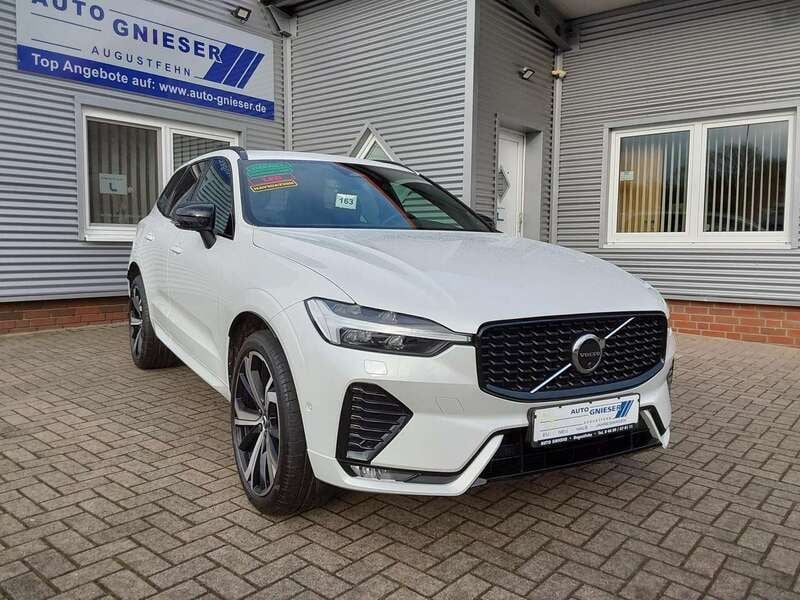 Crystal white Gebraucht 2023 Volvo XC60 Plus SUV | 46.900 € (Fairer Preis) - Bild 1/4