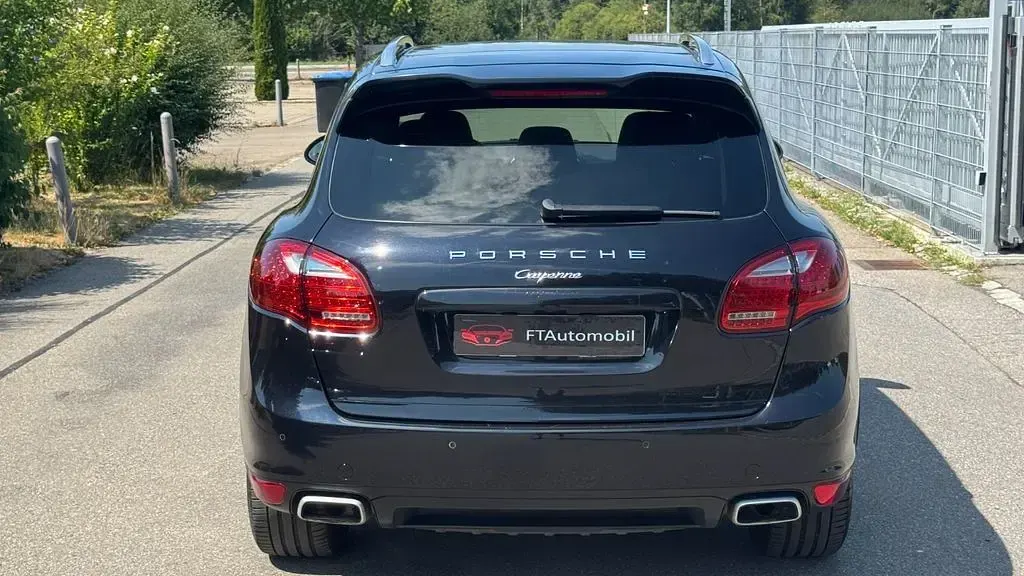 Gebraucht Porsche Cayenne 245 PS (180 kW) 2012 Schwarz SUV