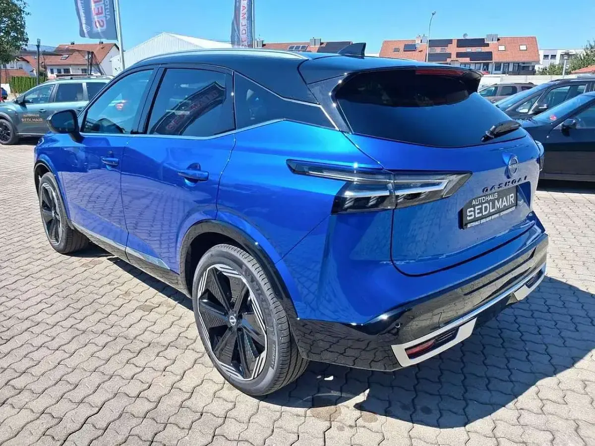 Neu Nissan Qashqai Tekna+ 158 PS (116 kW) 2026 Blau SUV