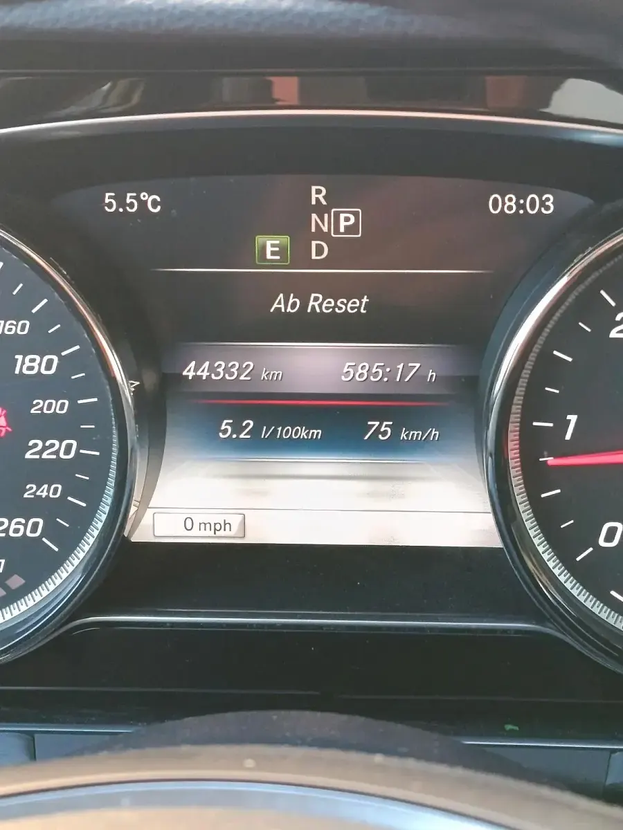 Gebraucht Mercedes E200 150 PS (110 kW) 2017 Schwarz Limousine