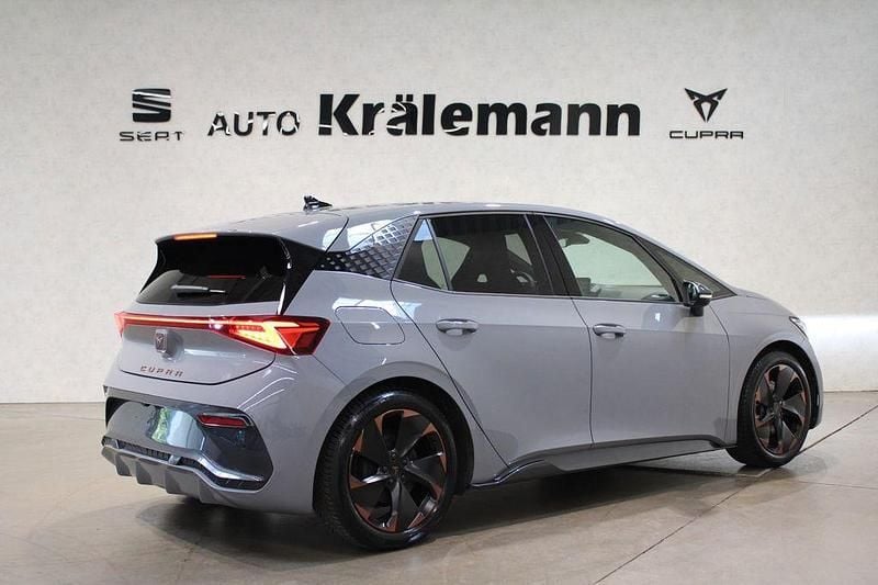 Second-hand Cupra Born 150 kW (204 CP) 2024 Gri Hatchback