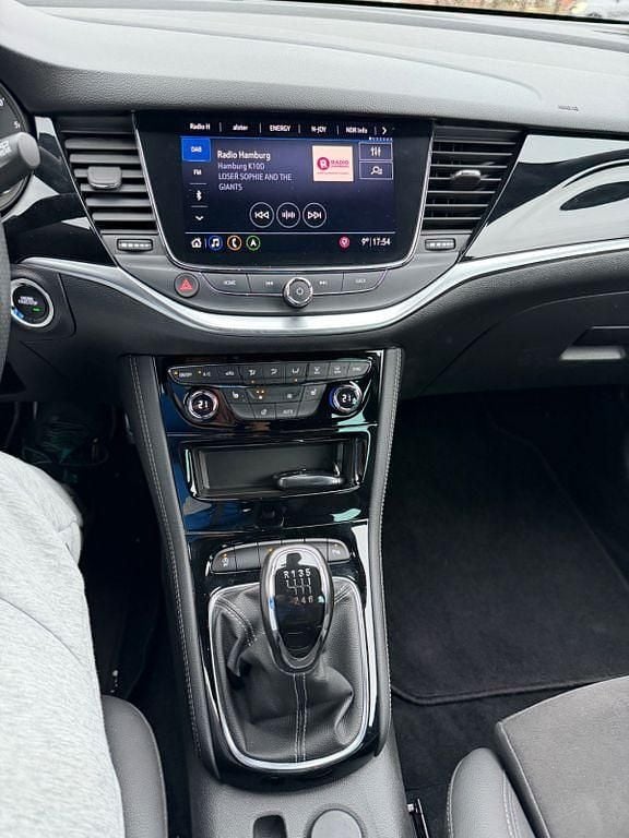 Gebraucht Opel Astra Ultimate 145 PS (106 kW) 2019 Schwarz Limousine