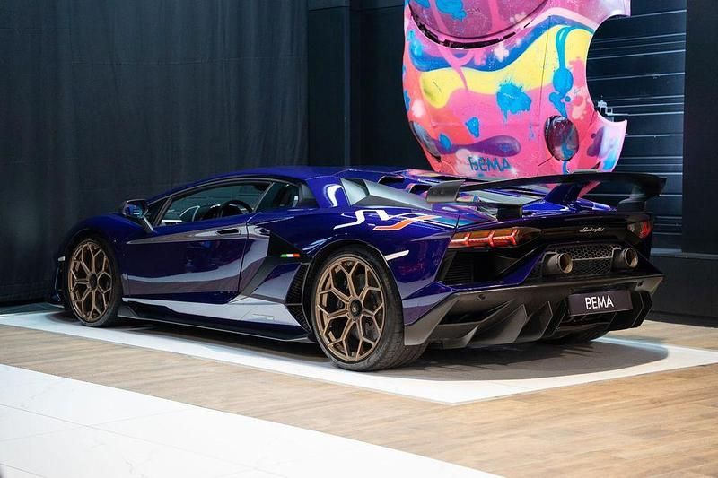 Usata Lamborghini Aventador 770 CV (566 kW) 2019 Viola