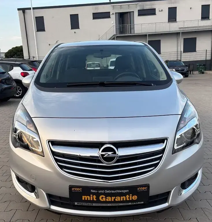 Gebraucht Opel Meriva Innovation 101 PS (74 kW) 2014 Silber Van / Kleinbus
