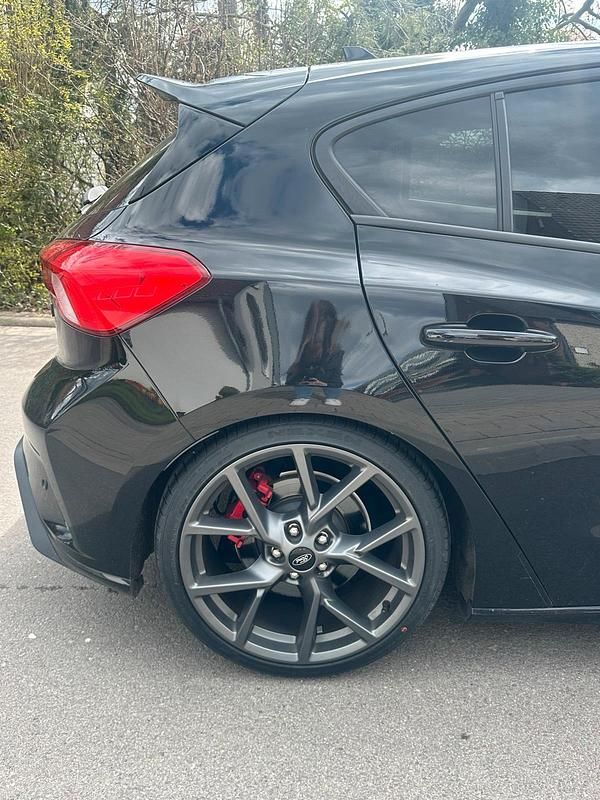 Gebraucht Ford Focus ST 280 PS (205 kW) 2020 Schwarz Kleinwagen