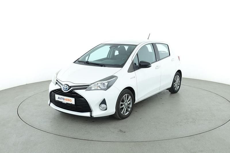 Weiß Gebraucht 2016 Toyota Yaris Edition-S Kleinwagen | 13.690 € - Bild 1/3