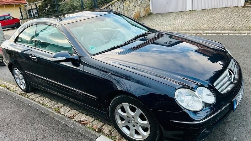 Gebraucht Mercedes CLK320 218 PS (160 kW) 2002 Blau Coupé