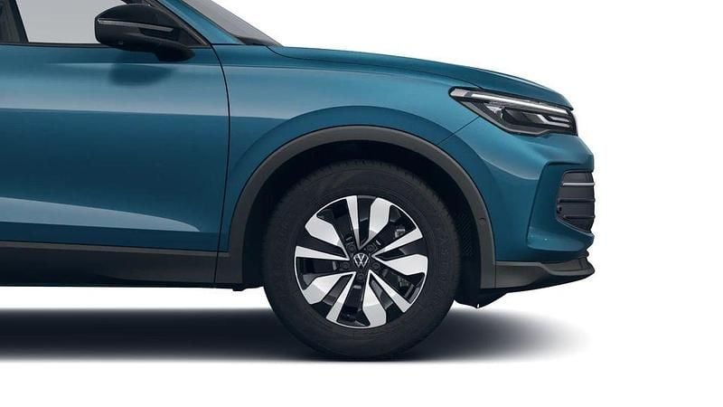 Gebraucht VW Tiguan Goal 150 PS (110 kW) 2025 Nightshade blue metallic SUV
