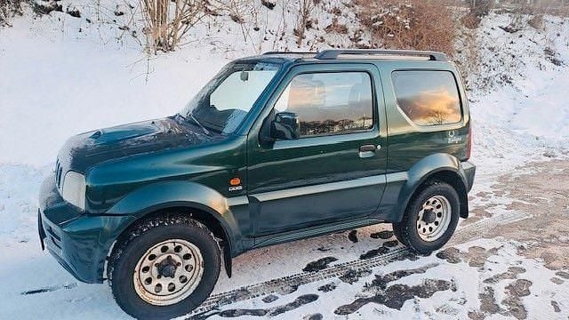 Grün Gebraucht 2009 Suzuki Jimny Comfort SUV | 8.290 € (Fairer Preis) - Bild 1/4