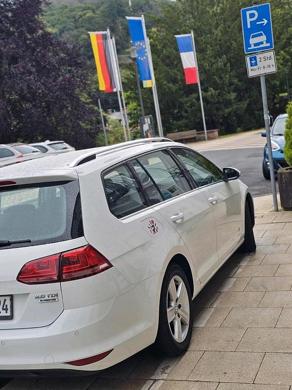 Gebraucht VW Golf VII 150 PS (110 kW) 2015 Weiß Limousine