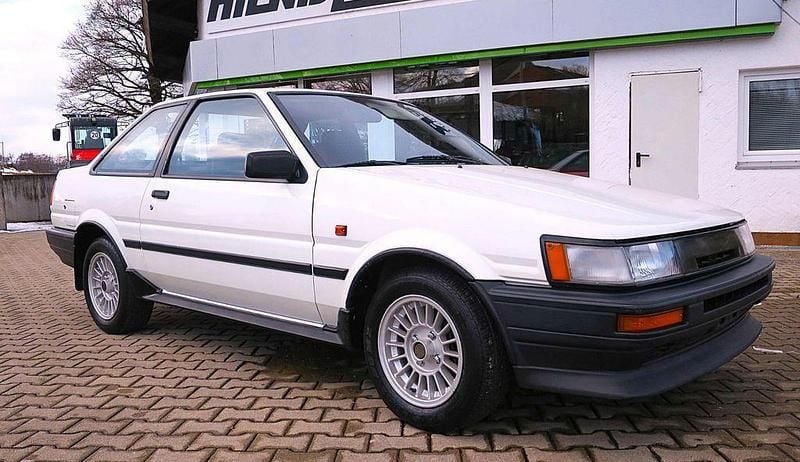 Gebraucht Toyota Corolla 116 PS (85 kW) 1978 Weiß Limousine