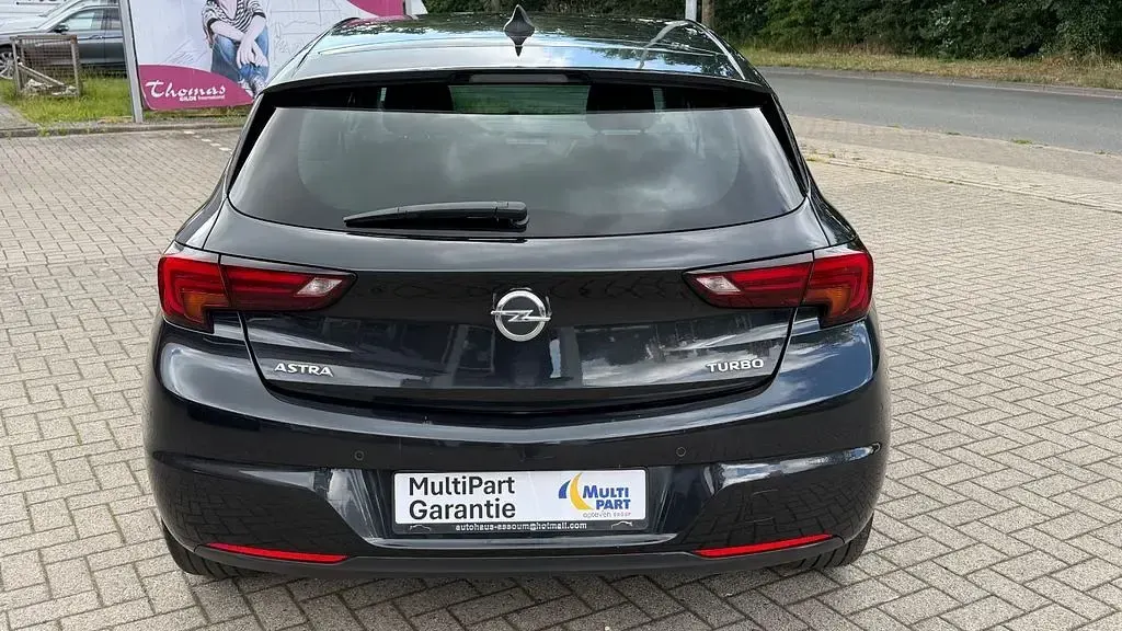 Gebraucht Opel Astra Innovation 125 PS (91 kW) 2016 Schwarz Limousine