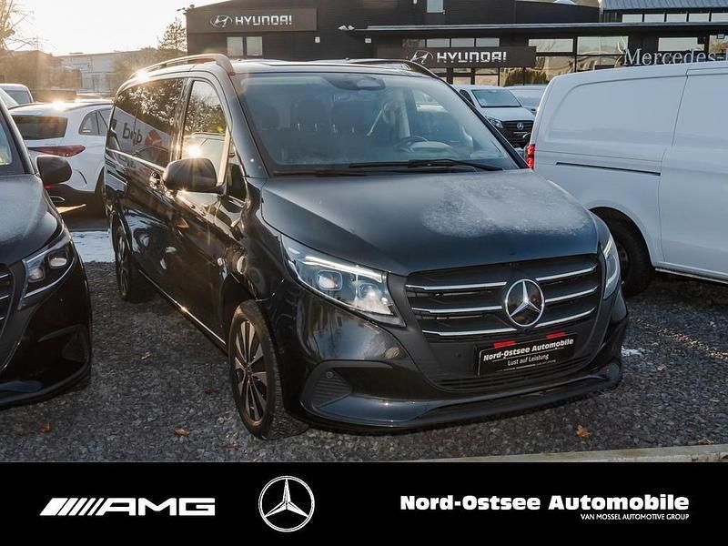 Second-hand Mercedes Vito 163 CP (119 kW) 2024 Gri Van