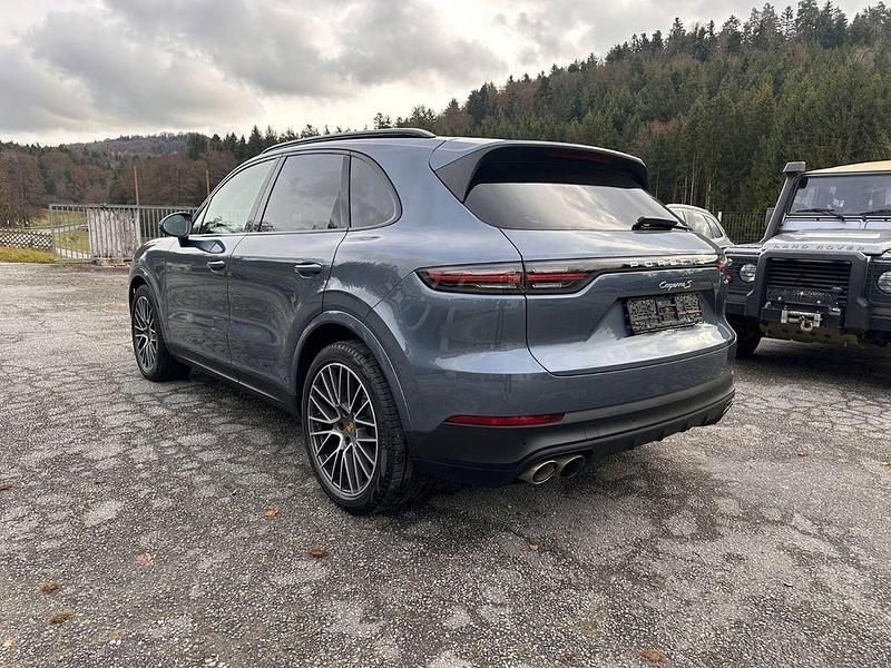 Gebraucht Porsche Cayenne S 441 PS (324 kW) 2018 Blau SUV