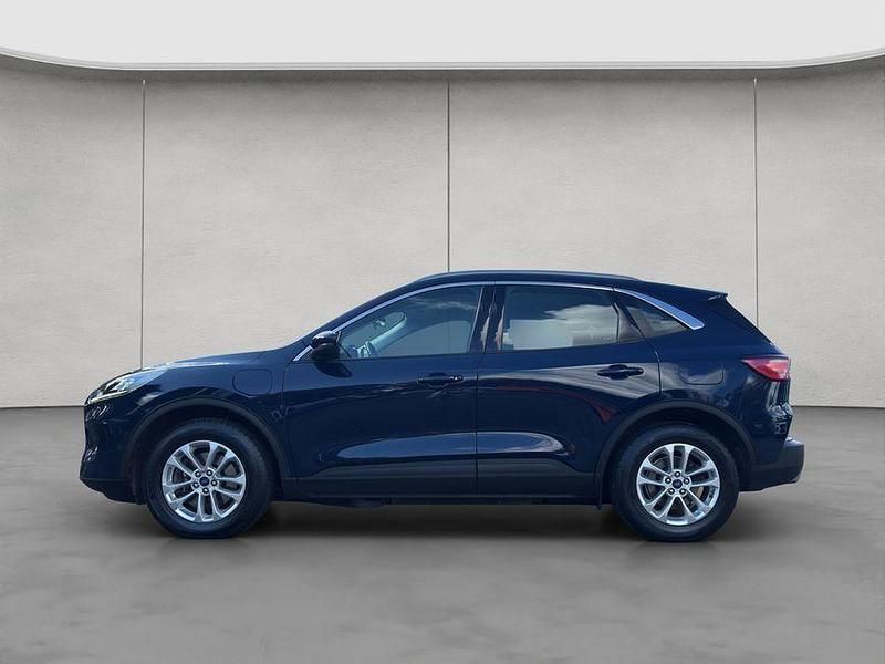 Gebraucht Ford Kuga Titanium 152 PS (111 kW) 2021 Blazer blau SUV