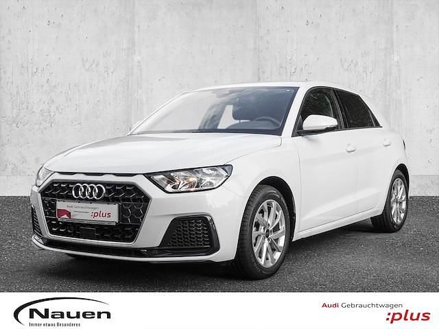 Gletscherweiß metallic Gebraucht 2024 Audi A1 Sportback Advanced Plus Kleinwagen | 21.650 € (Guter Preis) - Bild 1/3