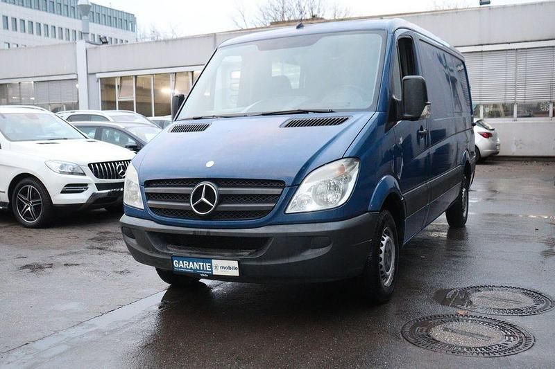 Blau Gebraucht 2010 Mercedes Sprinter Van | 10.400 € (Guter Preis) - Bild 1/4