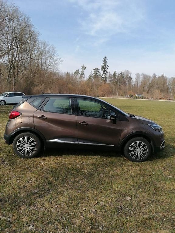 Gebraucht Renault Captur Dynamique 120 PS (88 kW) 2014 Braun SUV