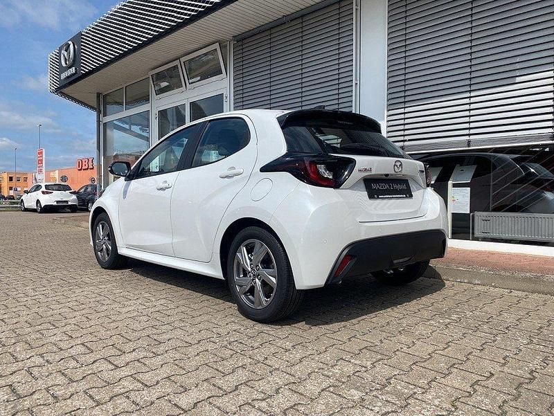Neu Mazda 2 Exclusive-Line 116 PS (85 kW) 2025 Weiß Limousine