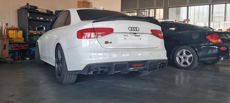 Weiß Gebraucht 2013 Audi S4 Sport Limousine | 18.600 € (Fairer Preis) - Bild 1/4