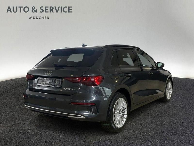 Gebraucht Audi A3 Ambiente 204 PS (150 kW) 2021 Grau Limousine