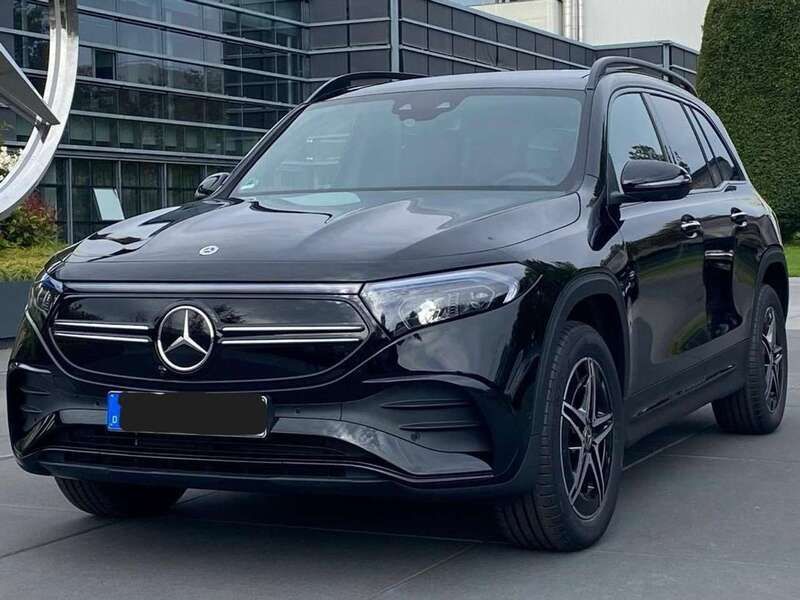 Schwarz Gebraucht 2023 Mercedes EQB250 AMG SUV | 42.900 € (Teuer) - Bild 1/4